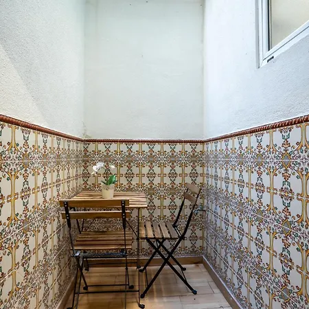 Local House 3*